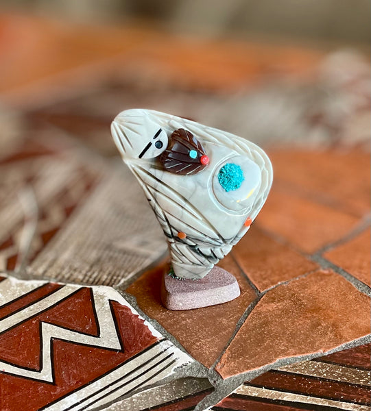 Lovely dual maiden fetish carving