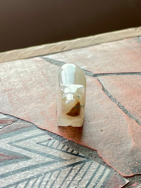 Onyx wolf fetish carving