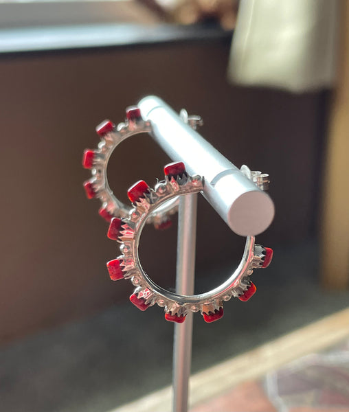 Needlepoint coral small hoop earrings