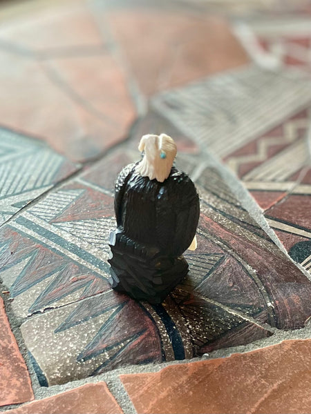 Bald eagle fetish carving