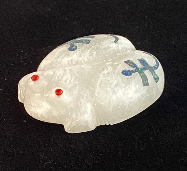 Frog with dragonflies fetish carving