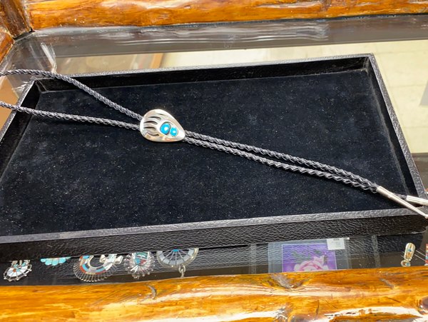 Bear paw bolo tie